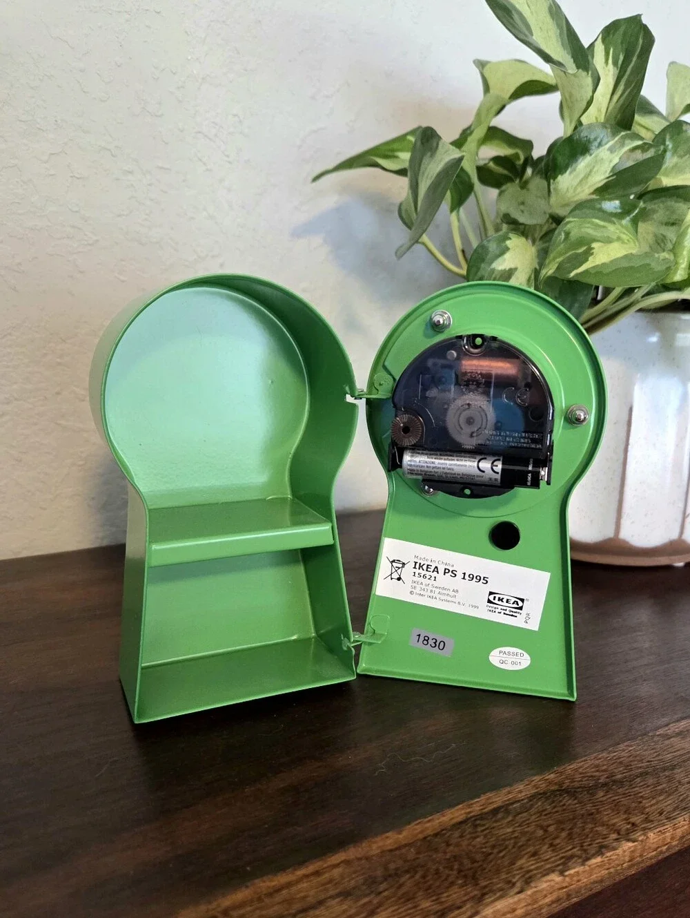 Vintage Ikea PS1995 Green Keyhole Table Clock 90s Tested Works